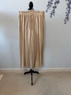 Beige Wide-Leg Capris with Drawstring Waist